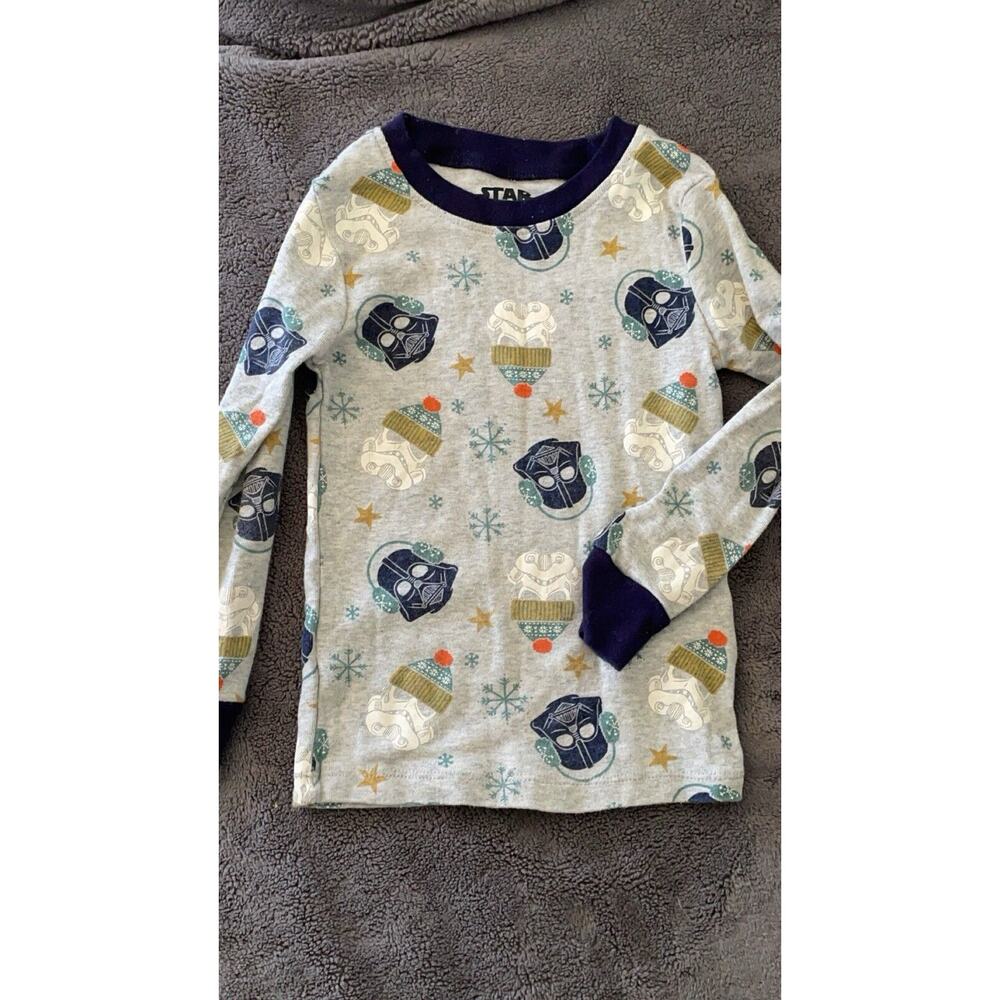 Kids’ Star Wars Holiday Pajama Shirt All Over Print Amazon Essentials Size 4T